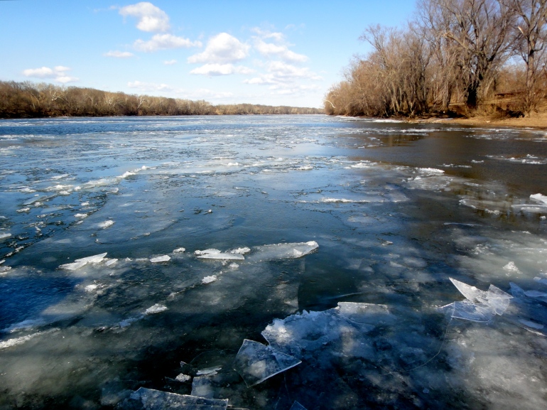 The Potomac River at White's Ferry in January